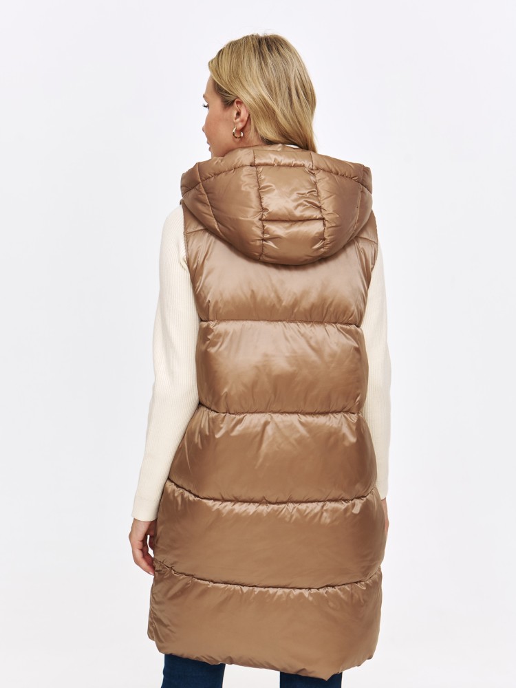 Długa beżowa pikowana kamizelka damska