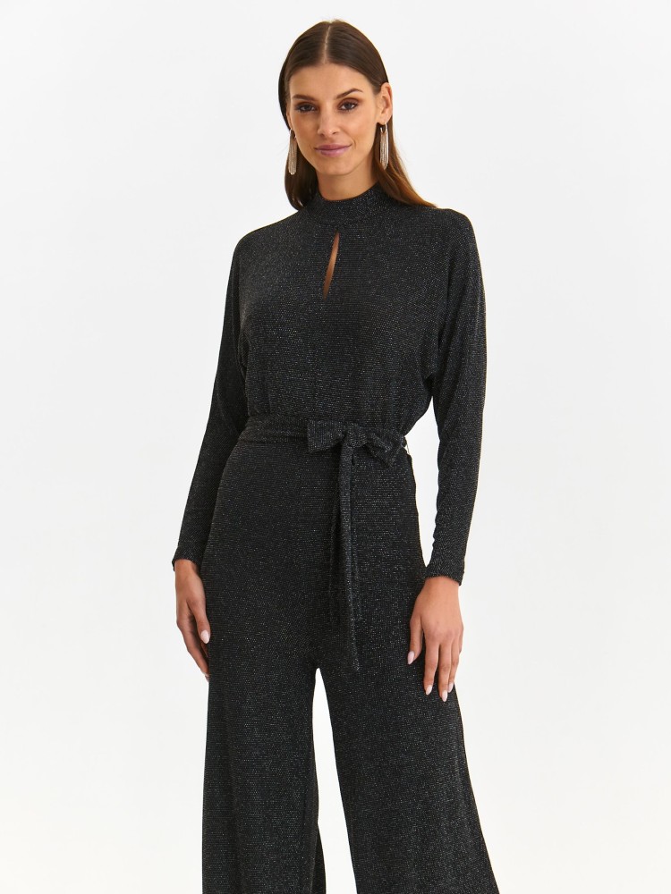 Kombinezon damski z efektownym dekoltem Kombinezon damski z efektownym dekoltem