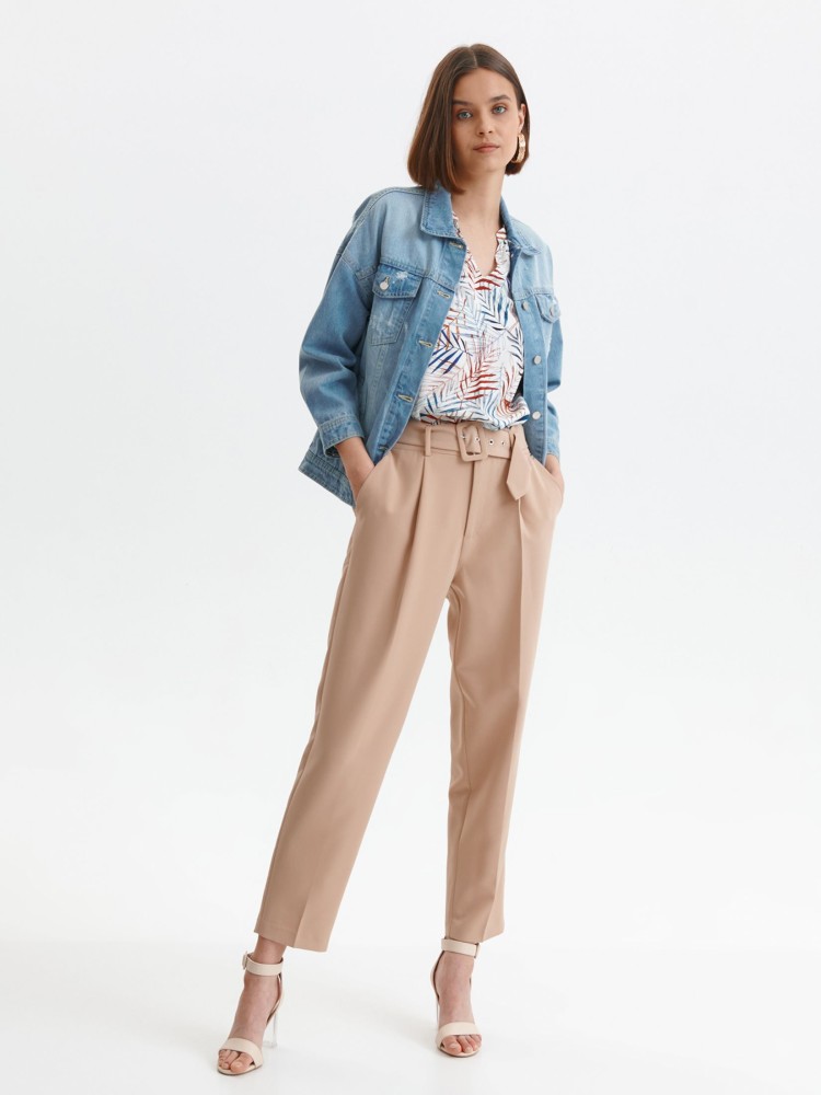 Luźna kurtka jeansowa z przetarciami