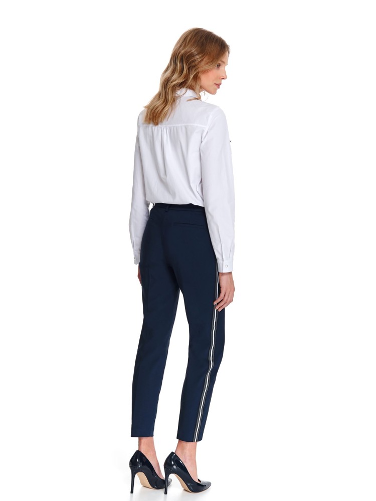 Koszula damska zdobiona perłami