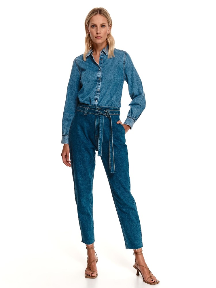 Jeansowa koszula z podwijanymi rękawami