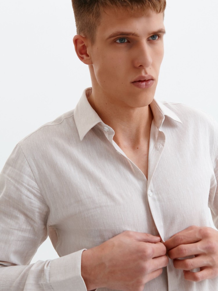 Gładka koszula męska z długim rękawem, shaped fit