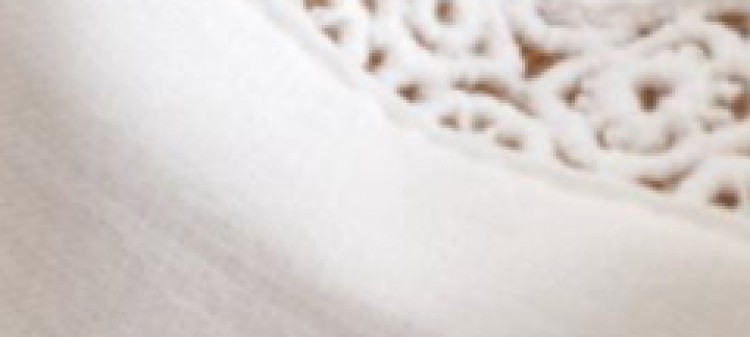 Koszula damska z ażurowymi wstawkami