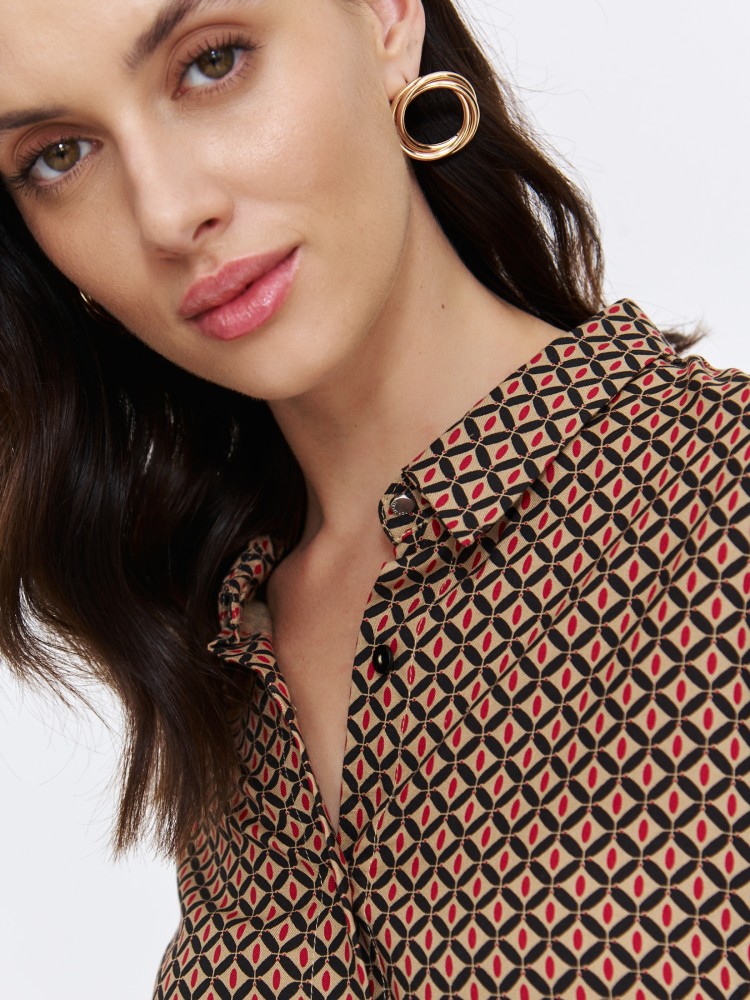 Koszula damska w retro wzór