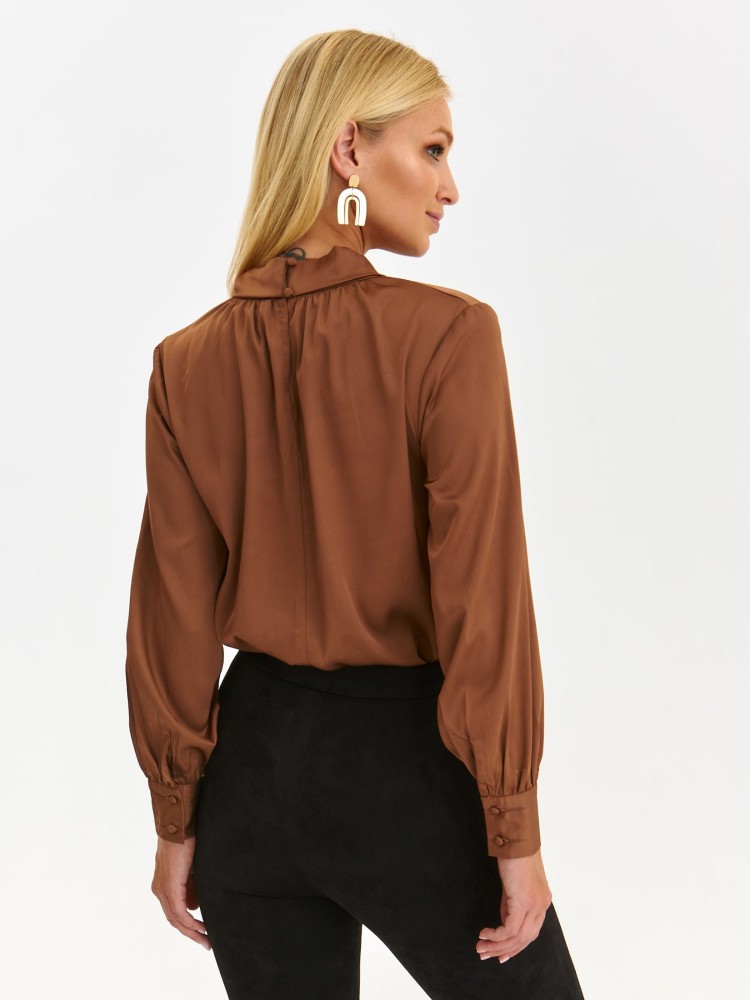 Brązowa koszula z bufiastymi rękawami i fantazyjnym dekoltem Brązowa koszula z bufiastymi rękawami i fantazyjnym dekoltem