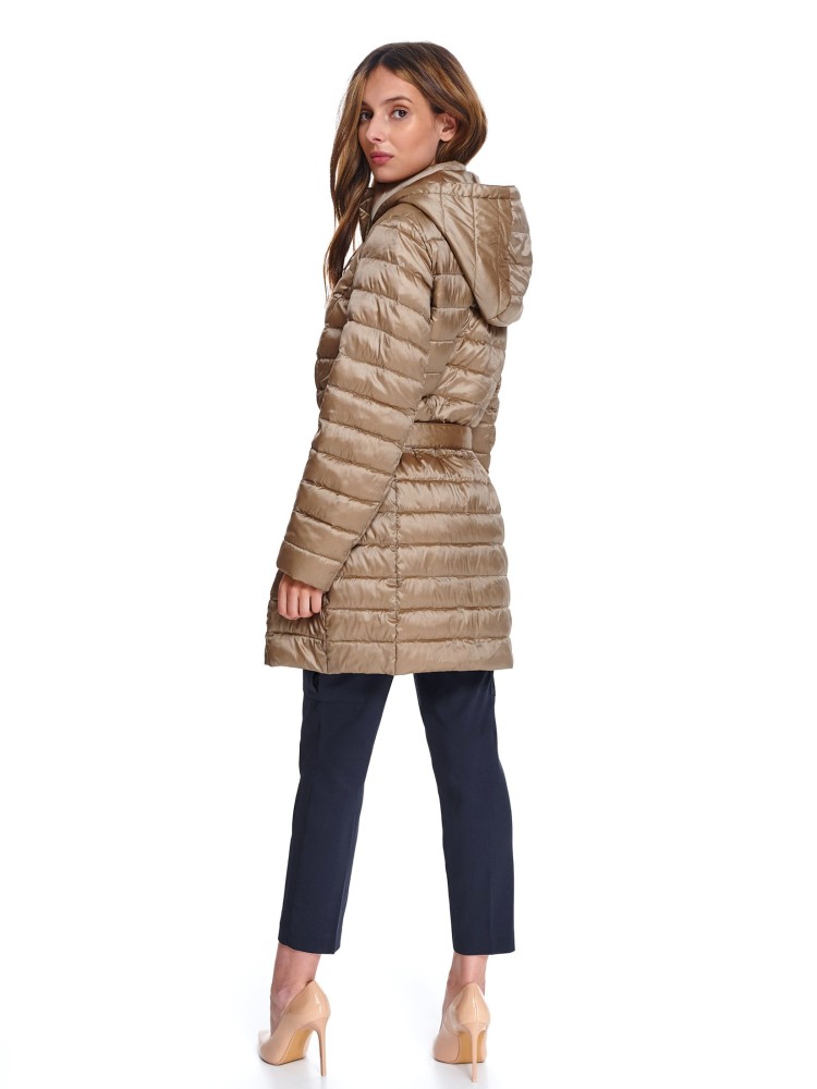 Puchowa kurtka z paskiem