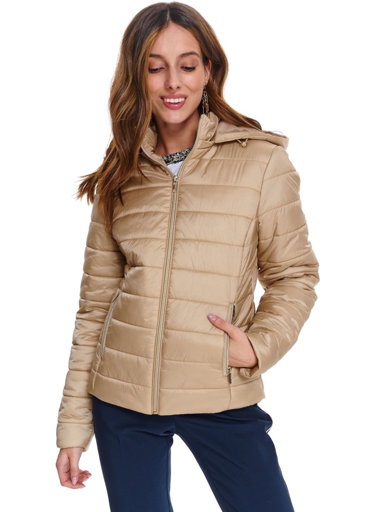 Krótka pikowana kurtka z kapturem Krótka pikowana kurtka z kapturem