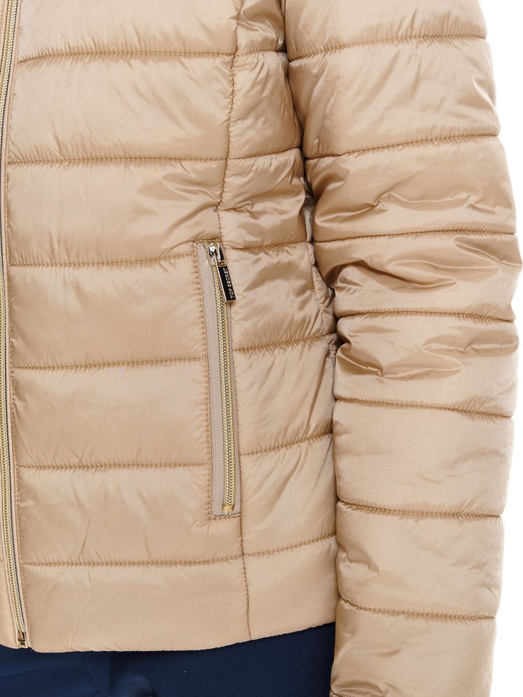 Krótka pikowana kurtka z kapturem Krótka pikowana kurtka z kapturem