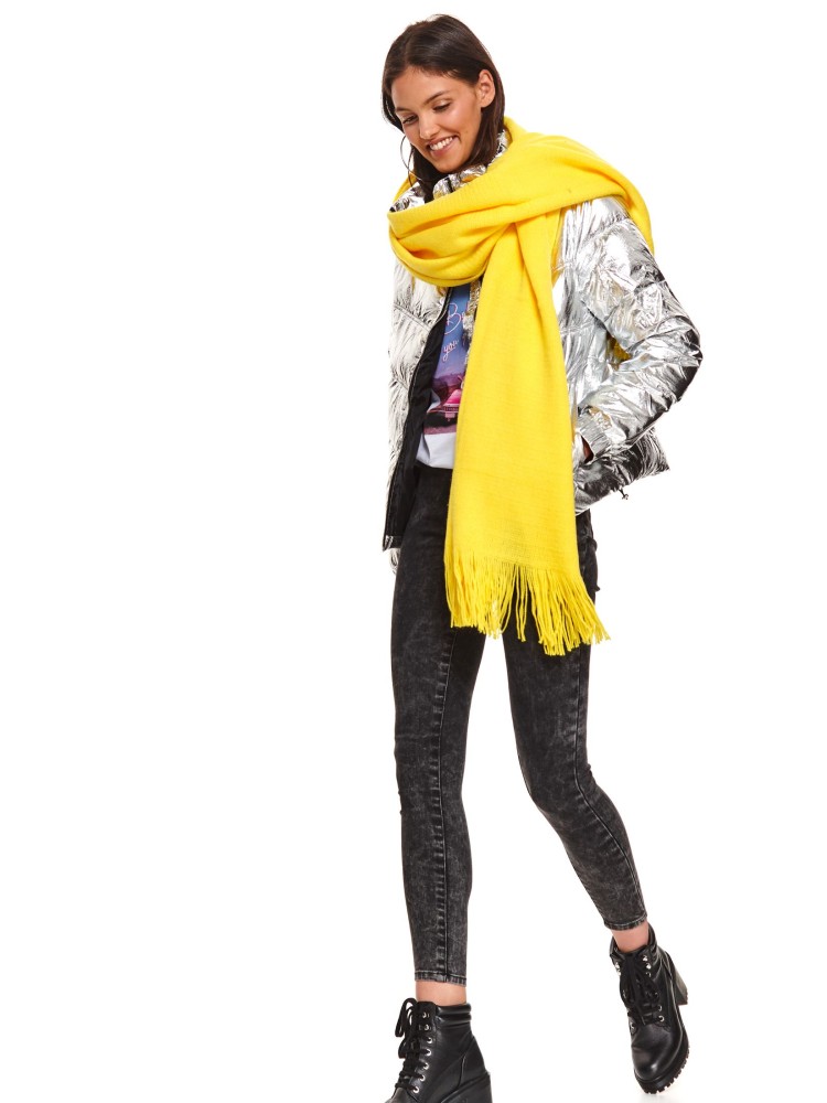 Krótka kurtka pikowana w srebrnym kolorze 