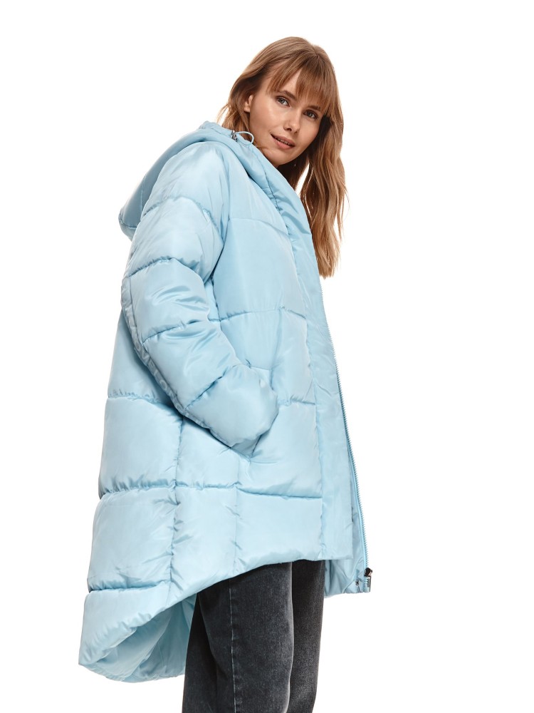 Pikowana kurtka z dekoracyjną taśmą