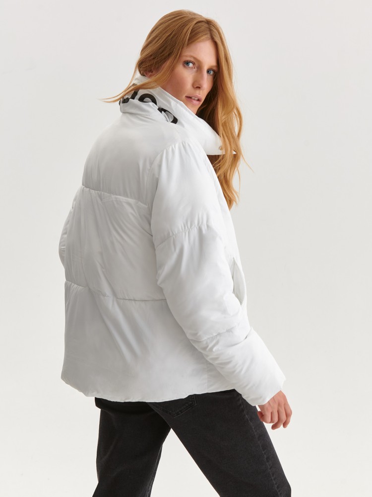 Krótka kurtka z napisem Krótka kurtka z napisem