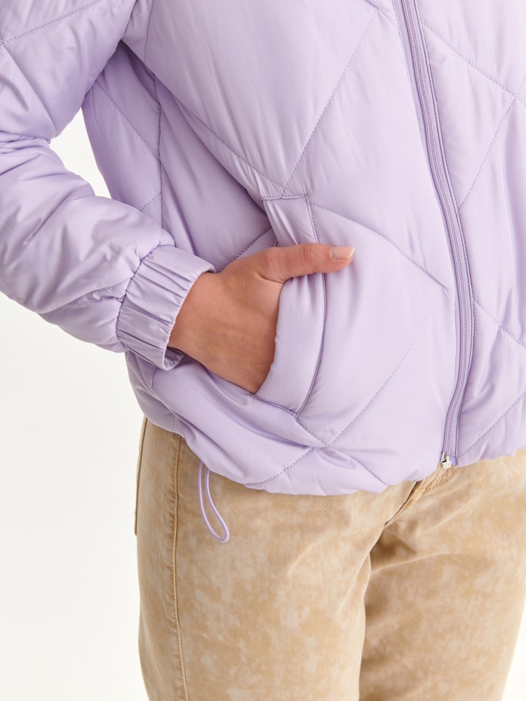 Pikowana krótka kurtka