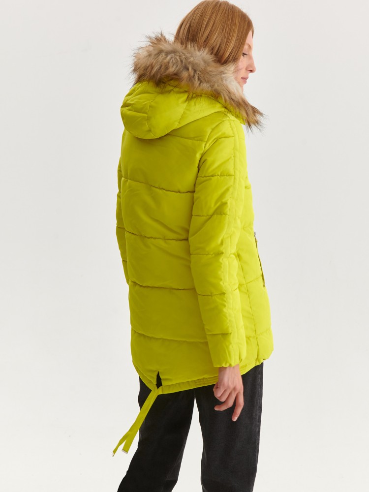 Krótka pikowana kurtka z futerkiem