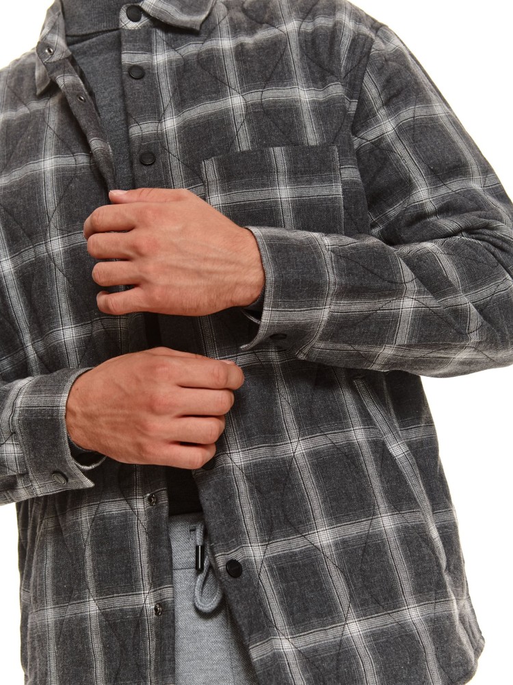 Pikowana koszulowa kurtka męska w kratę Pikowana koszulowa kurtka męska w kratę