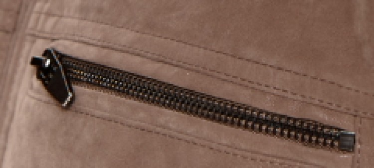 Kurtka typu biker ze skóry ekologicznej Kurtka typu biker ze skóry ekologicznej