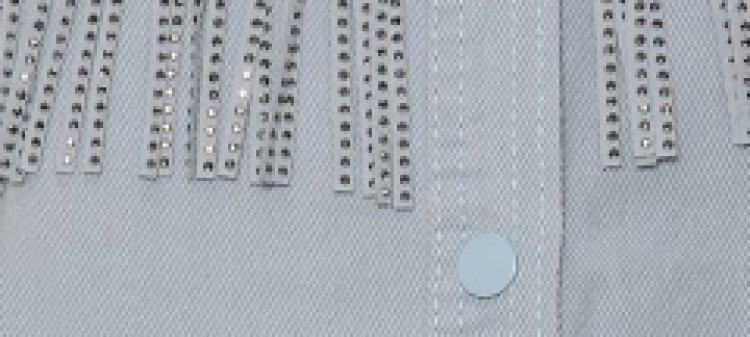 Jeansowa kurtka z frędzlami