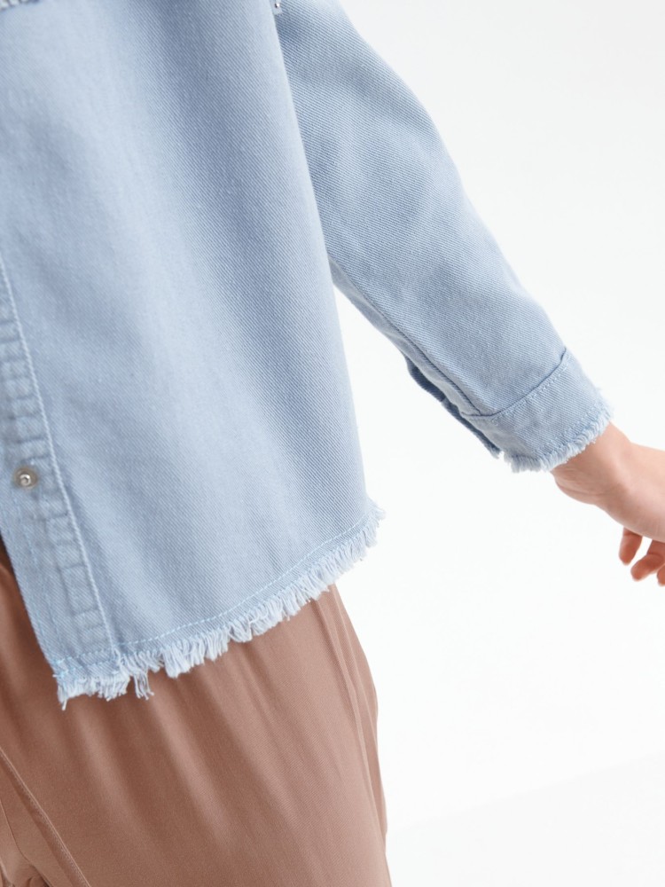 Jeansowa kurtka z frędzlami