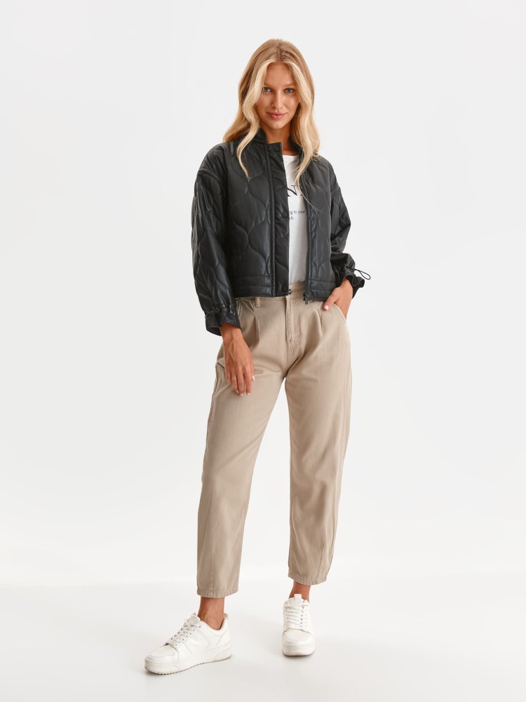 Krótka pikowana kurtka z ekoskóry