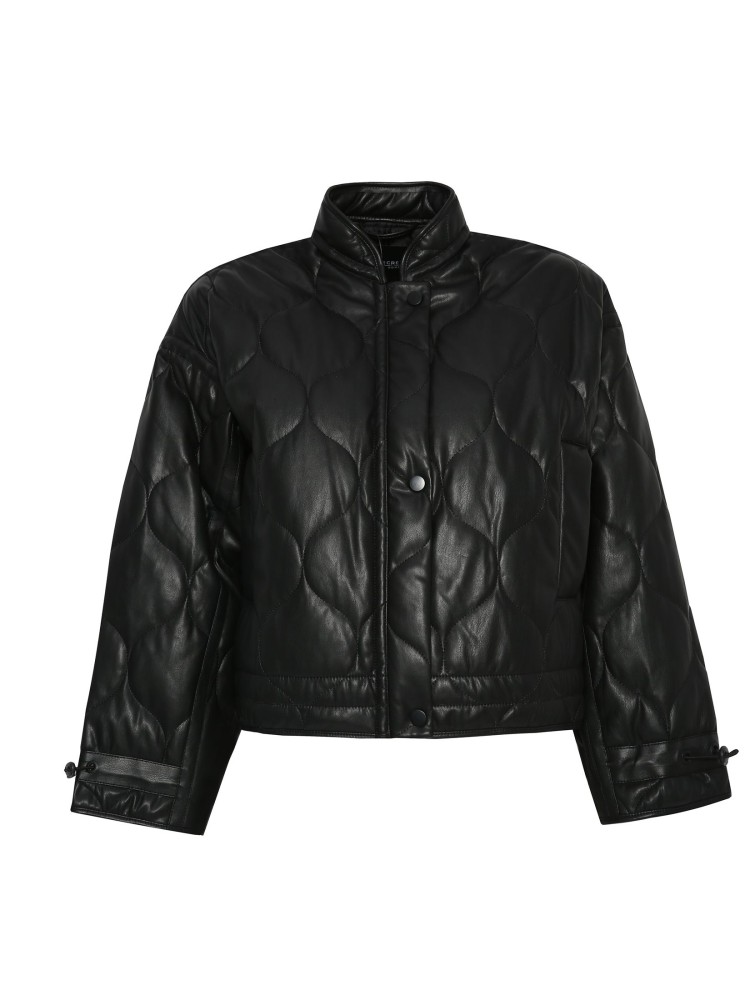 Krótka pikowana kurtka z ekoskóry