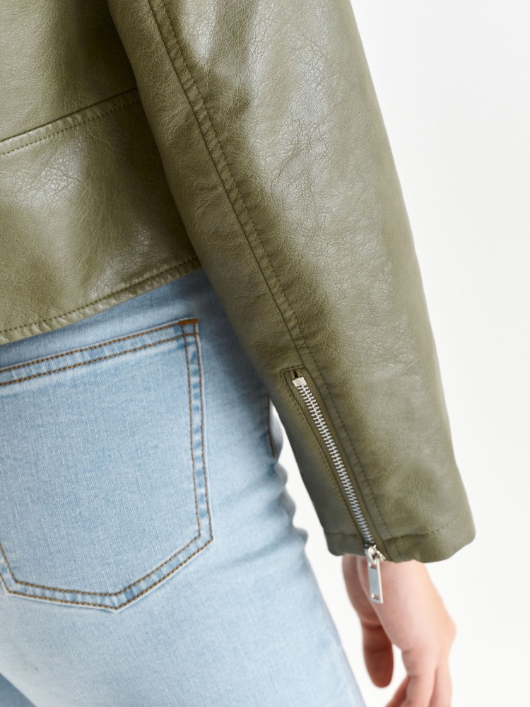 Krótka kurtka z imitacji skóry