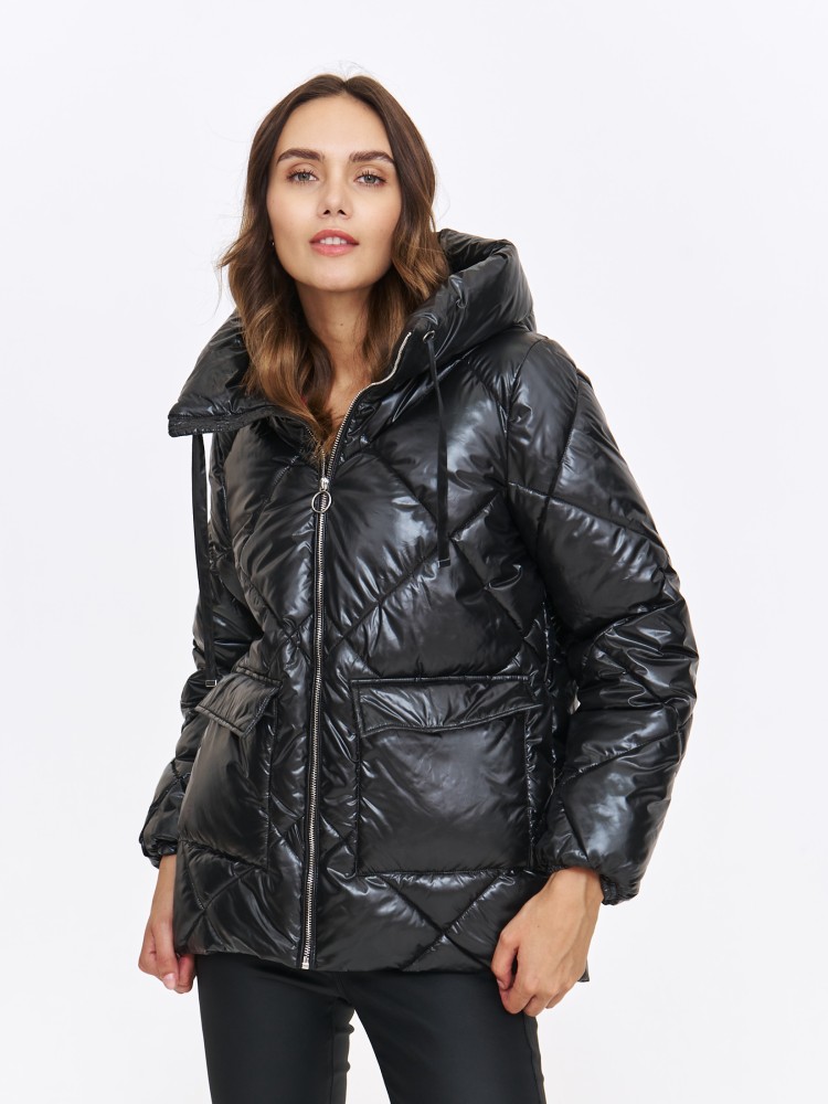 Czarna ocieplana kurtka z kapturem Czarna ocieplana kurtka z kapturem