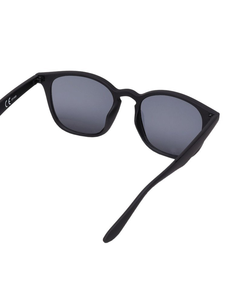 Okulary przeciwsłoneczne w klasycznym stylu