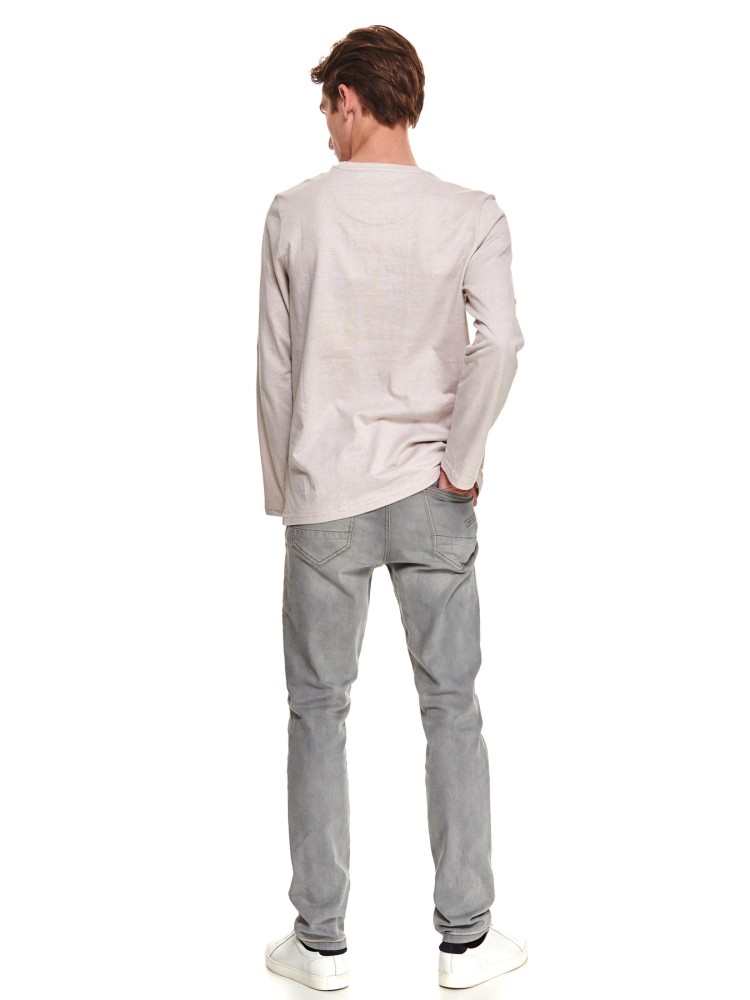 T-shirt z wywijanym rękawem