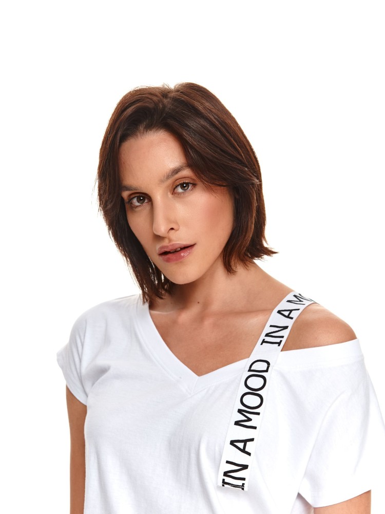 Luźny t-shirt z ozdobną taśmą