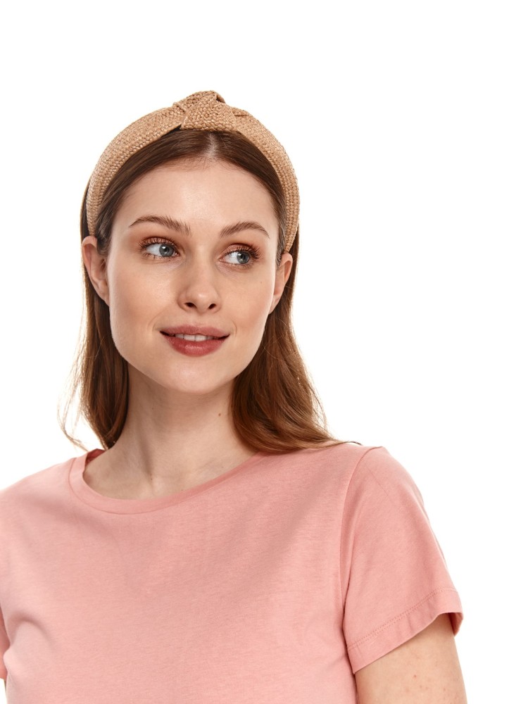 Bawełniany t-shirt damski typu basic