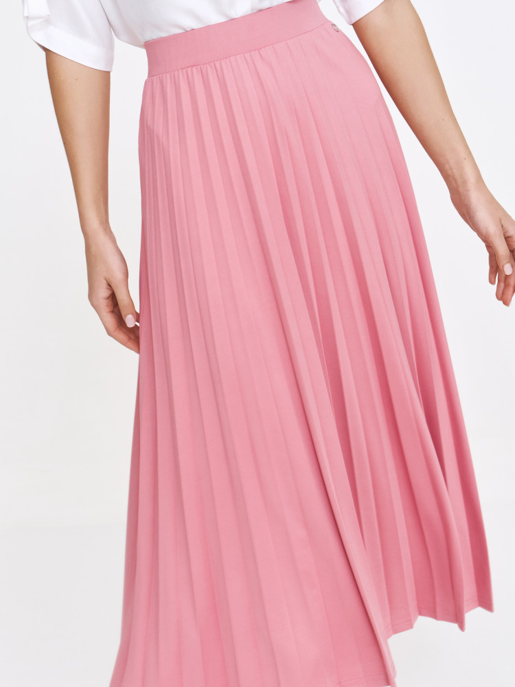 Jasnoróżowa elegancka spódnica midi