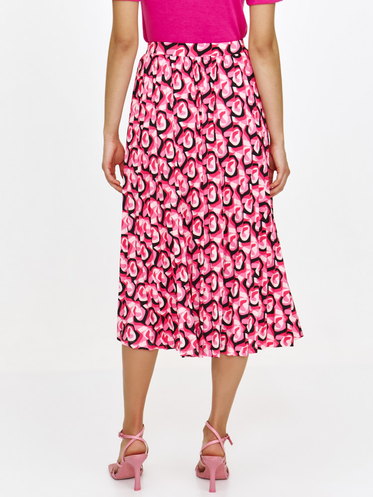 Różowa spódnica z printem