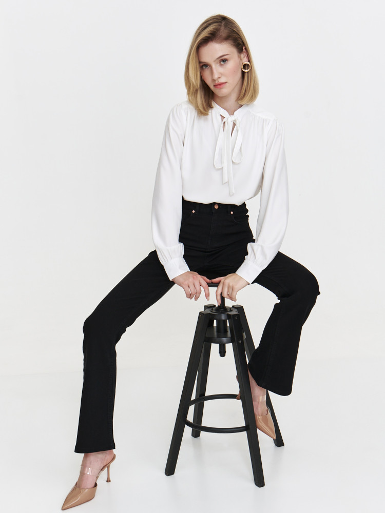 Spodnie damskie typu flare