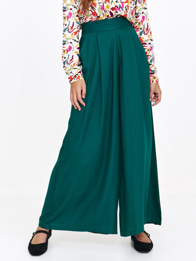 Spodnie z szeroką nogawką długości 7/8