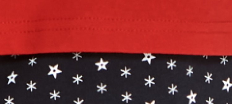 Dwuczęściowa piżama męska z motywem świątecznym, koszulka i szorty