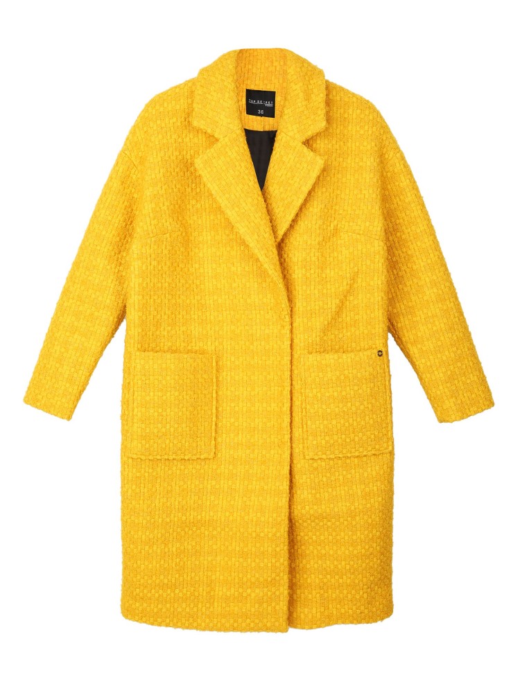Żółty płaszcz ze strukturalnej tkaniny