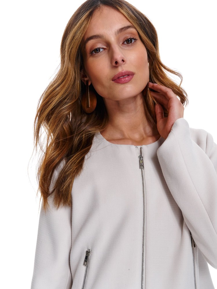 Płaszcz zapinany na suwak