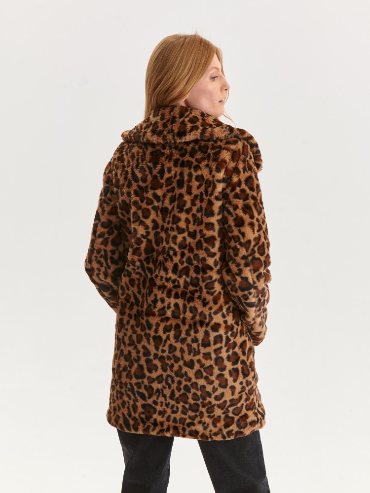Płaszcz ze sztucznego futra w panterkę