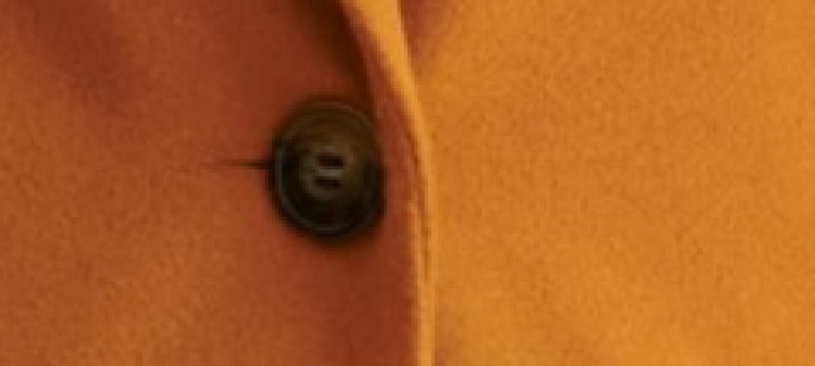 Płaszcz taliowany damski