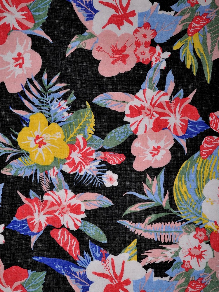 Cienki szalik z motywem kwiatowym