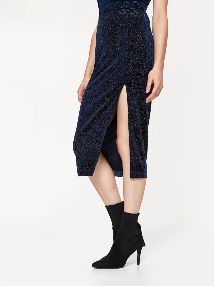 Welurowa  spódnica midi z błyszczącą posypką