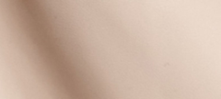 Mini spódniczka ze skóry ekologicznej z paskiem