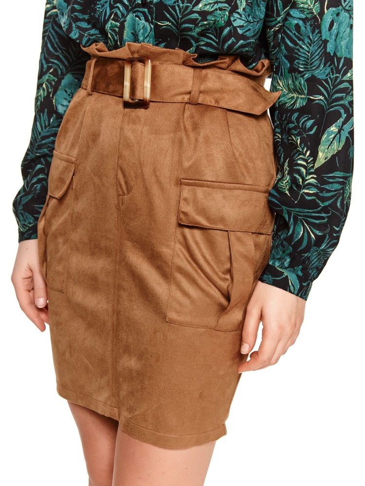 Spódniczka mini z paskiem