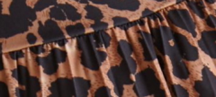 Plisowana spódnica w panterkowy nadruk