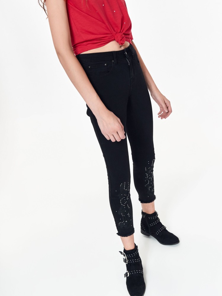 Spodnie damskie slim z haftem z koralikami Spodnie damskie slim z haftem z koralikami