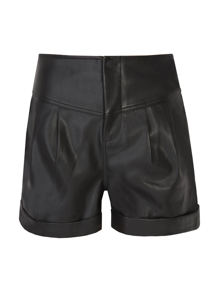 Szorty ze skóry ekologicznej