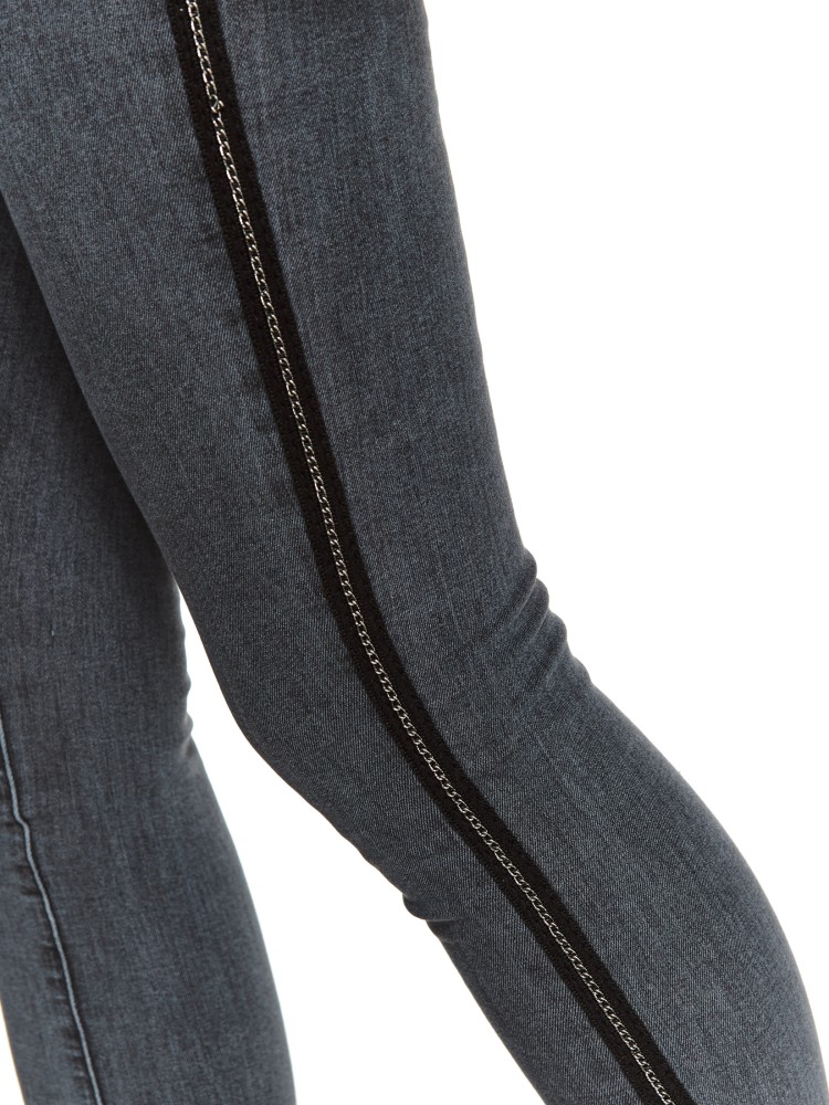 Spodnie damskie z ozdobnymi taśmami Spodnie damskie z ozdobnymi taśmami