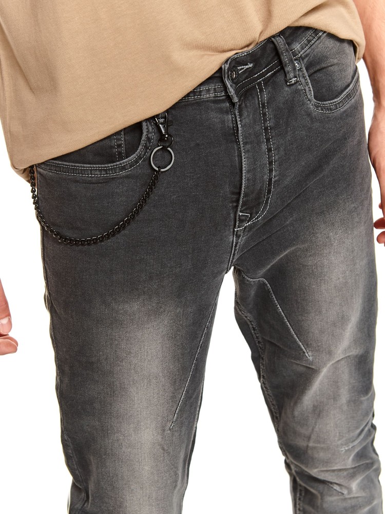 Spodnie denim o kroju baggy