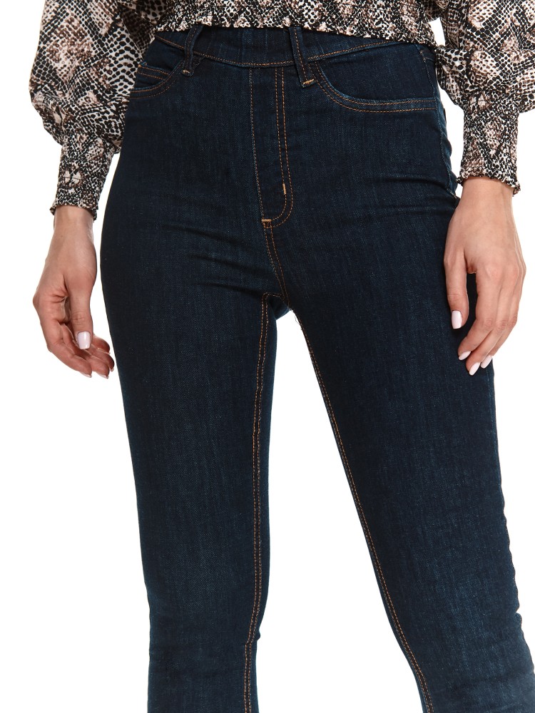 Jeansowe spodnie z gumą w pasie