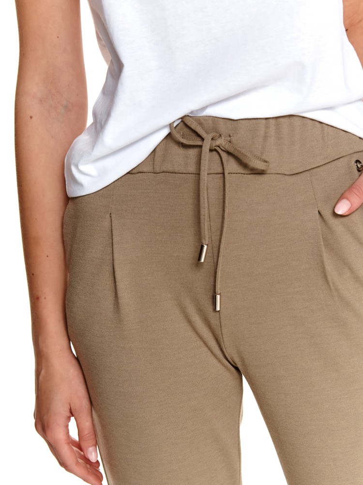 Dzianinowe spodnie joggery