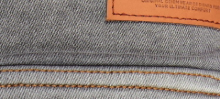 Spodnie denimowe z przetarciami